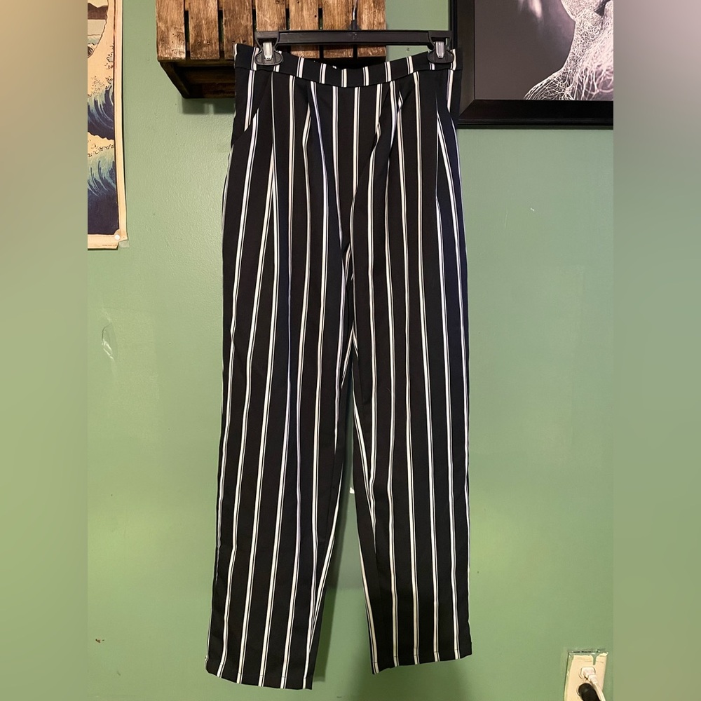Black and White Striped Pantsuit with Relaxed Fit